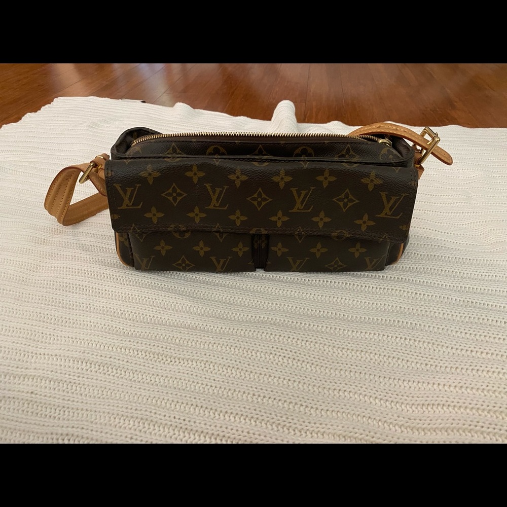 Louis Vuitton Authentic Handbag
